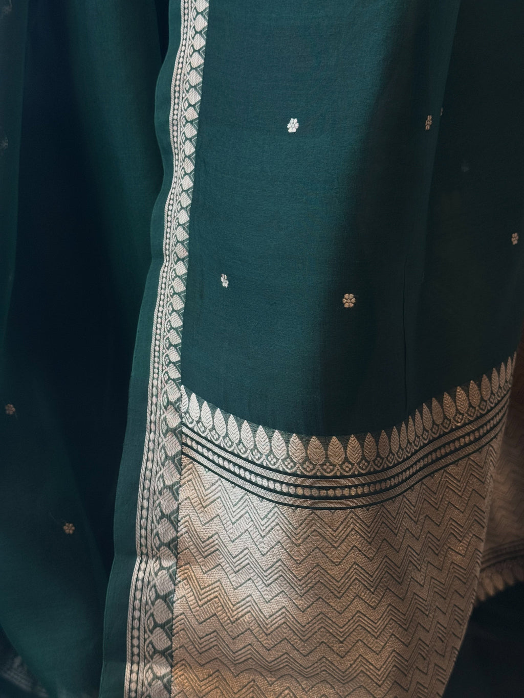 Bottal Green Pure Kora Organza Silk Banarasi Saree